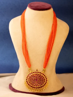 Pendant 4 with Crystal Chain